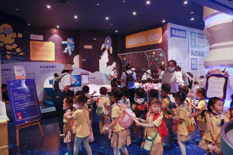 圣格瑞思幼儿园研学之旅 探索自然科学的奇妙世界